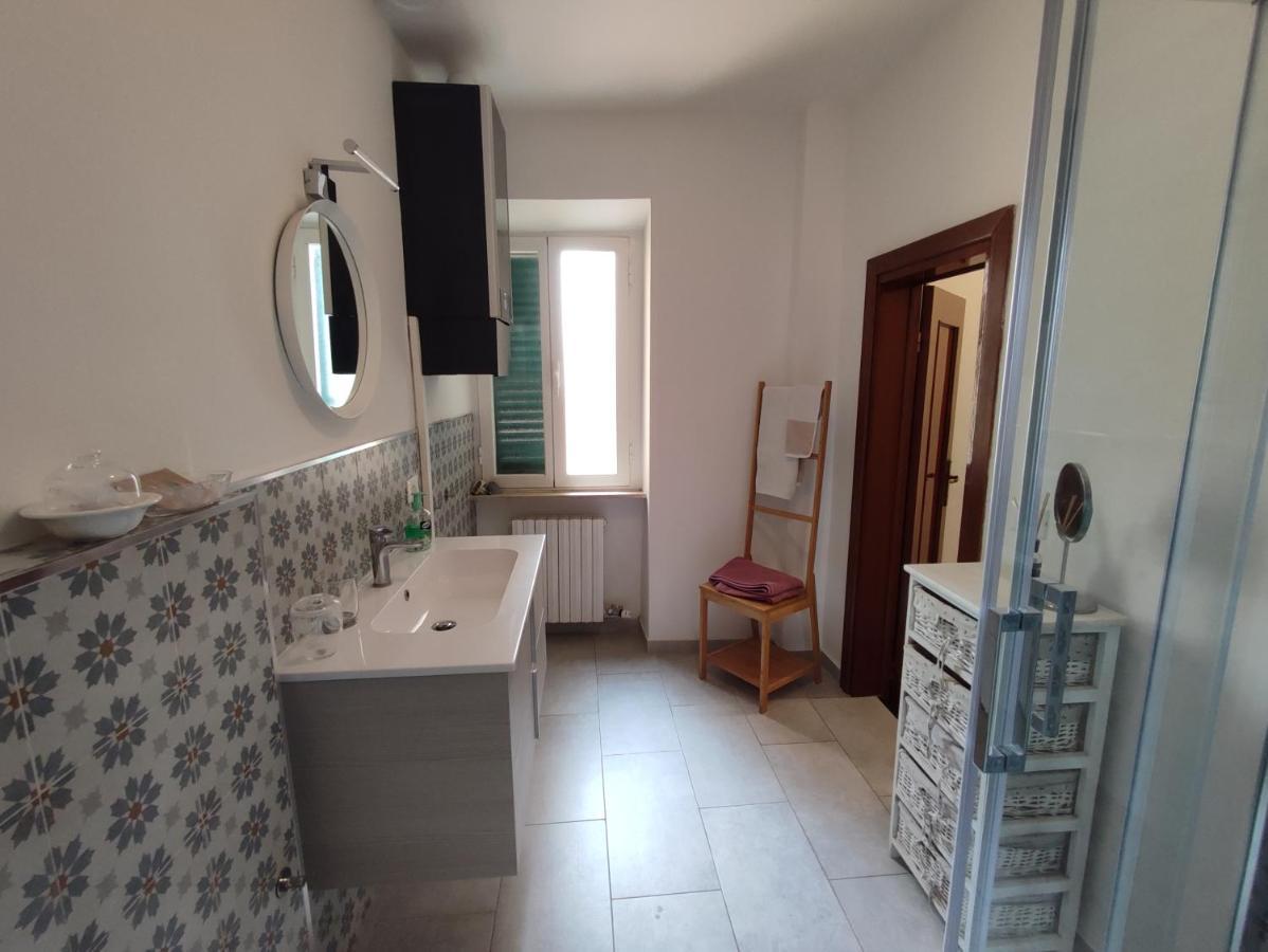 Il Grazioso Appartamento Di Chiara Con Posto Auto Privato Livorno Exterior photo